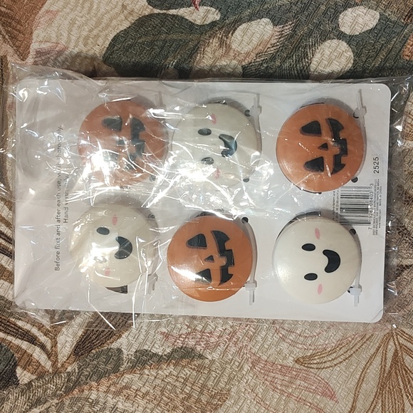 HALLOWEEN BAG CHIPS - Picture 2 of 4